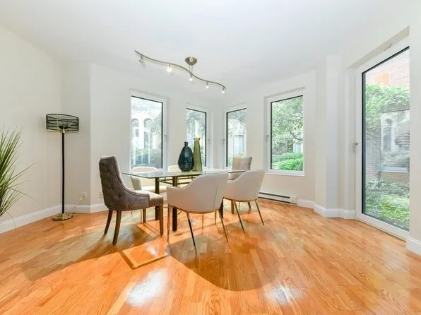 492 Beacon St #13, Boston, MA 02115