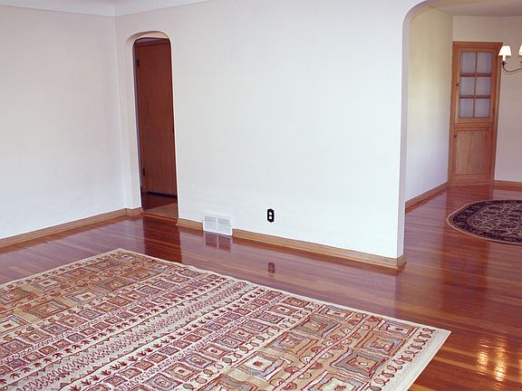3rd image of 11737 Lawndale Dr