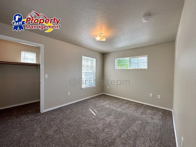 11884 W Cloverbrook Ln #201 — Photo 6