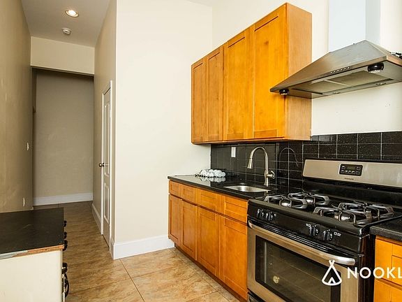 4th image of 365 Palmetto St APT 2L