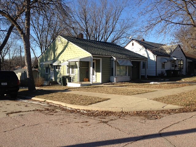 1st image of 2657 S Cedar St