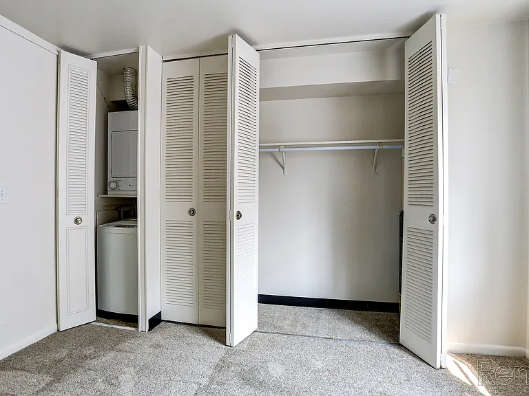 Rosedale Apartments — Photo 38
