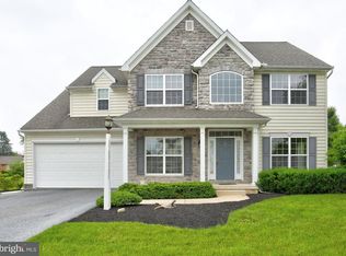 61 Silver Birch Dr, Lancaster, PA 17602