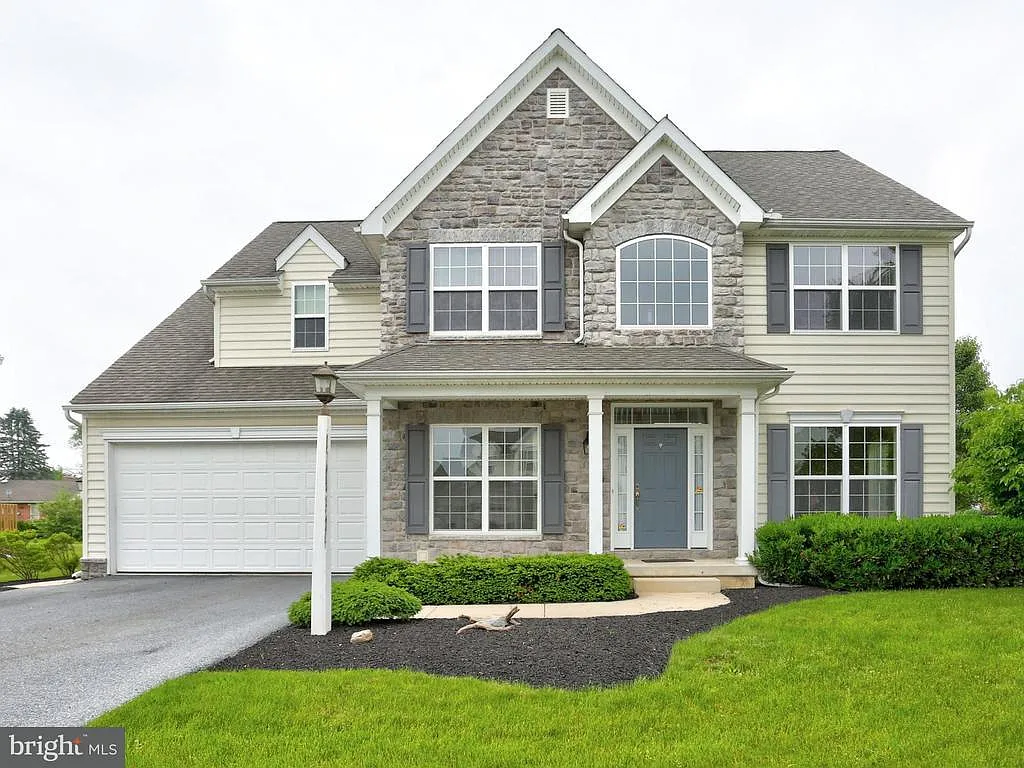 61 Silver Birch Dr photo 1