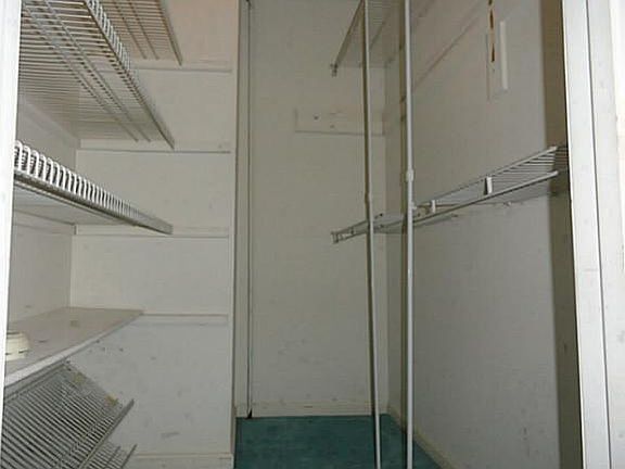 2nd image of 17 Lexington Hl Unit 12