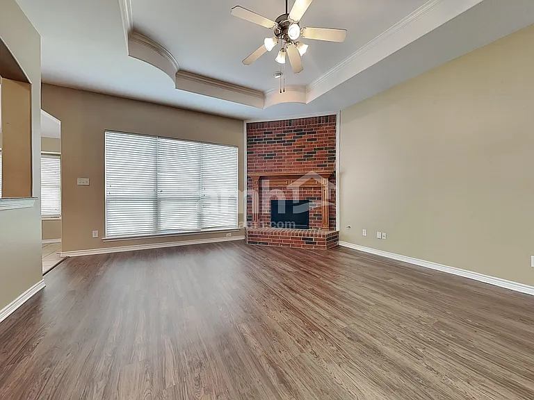 1325 Tanglevine Ln — Photo 5