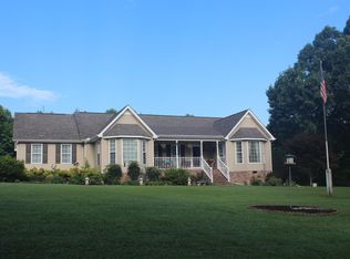 95 Magnolia Ln, Normandy, TN 37360