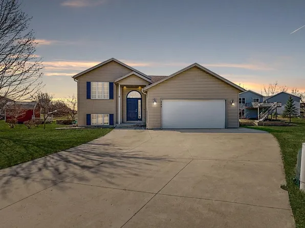 204 1st Ct NE, Elgin, MN 55932