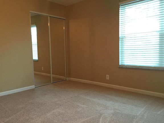 5th image of 448 Burcke Dr