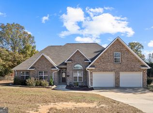 102 Heritage Dr, Warner Robins, GA 31093