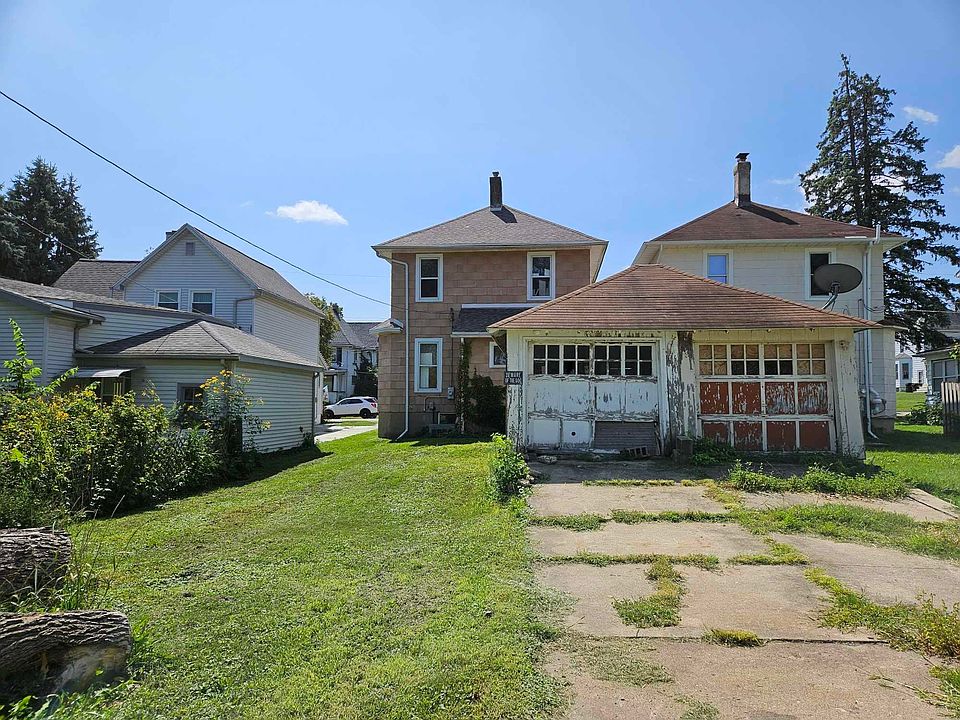 522 E Illinois St, Freeport, IL 61032 Zillow