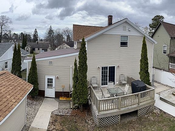 View of backyard