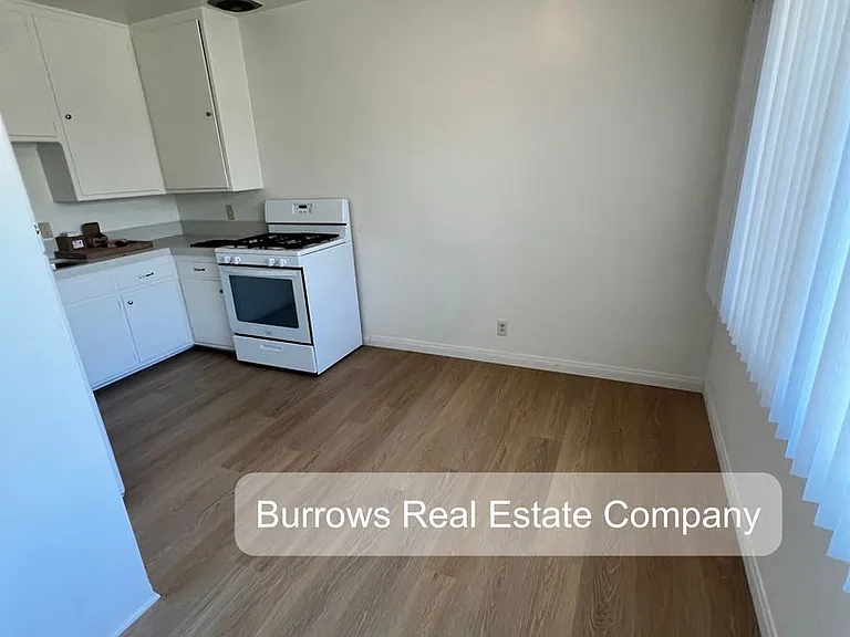 262 N Dos Caminos Ave — Photo 1