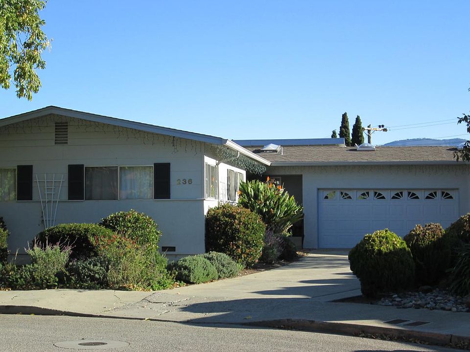 1st image of 236 Catalina Dr