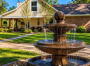 28230 Stanga Ln, Ponchatoula, LA 70454