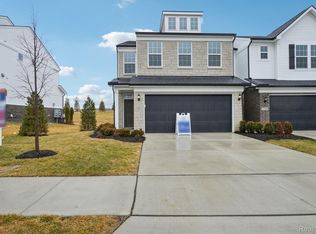 5567 E Spaniel Dr, Ann Arbor, MI