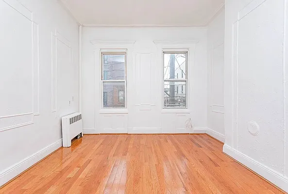 Rented by The InHouse Group | media 8