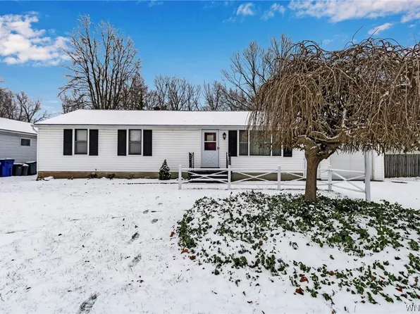 1165 Dodge Rd, Getzville, NY 14068