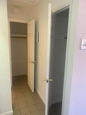 Rented by 18 REALTY | media 25