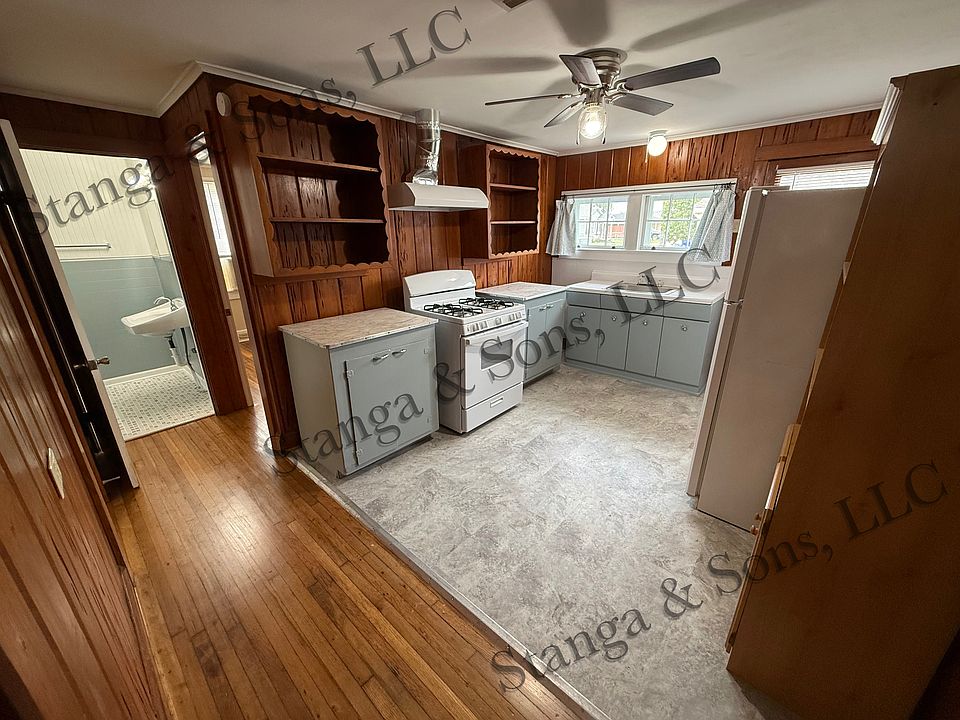 Kitchen angle 1