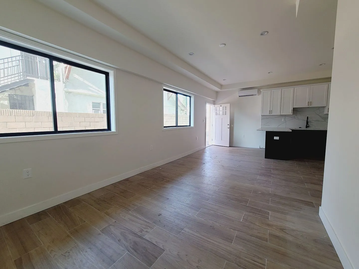 Manhattan Luxury Apartments Llc — Photo 1