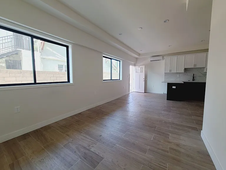 1819 S Manhattan Pl — Photo 20