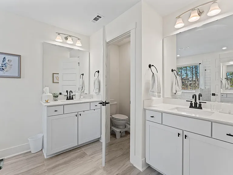 6922 Doddridge Ln — Photo 8