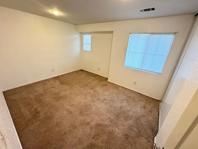 44341 Camellia St — Photo 20