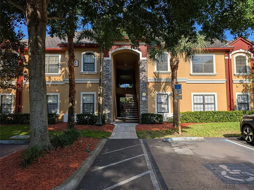 2107 Portofino Pl #30302