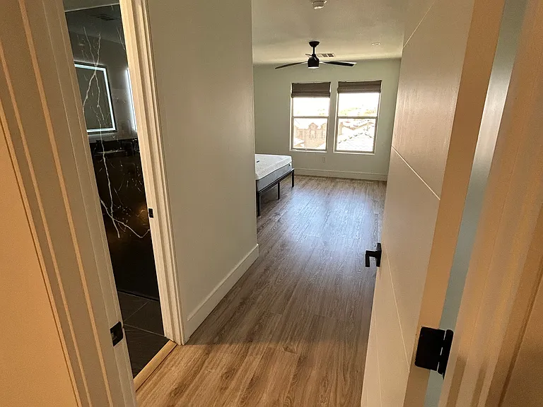 10671 Cherry Ridge Ct — Photo 35