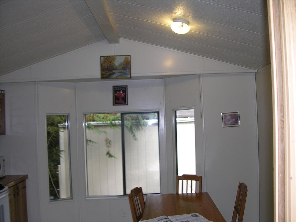 2nd image of 2102 186th Avenue Kp N