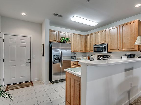 4th image of 395 S Crow Creek Drive #1414