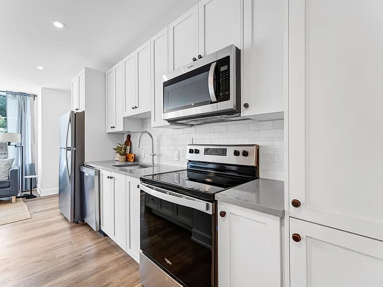 157 Sanford Ave #A — Photo 18