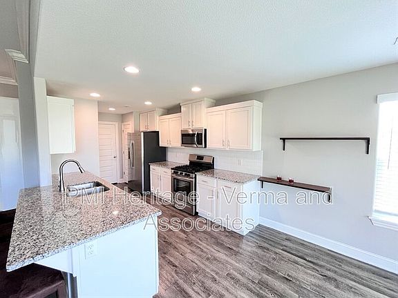 5th image of 5810 W Fountain St
