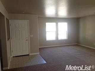 5th image of 525 Osprey Dr