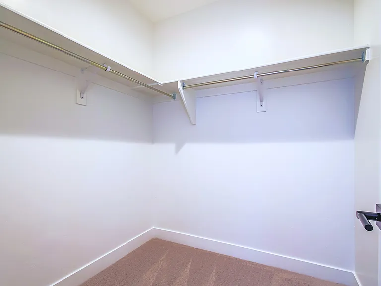 Peak Interior-18