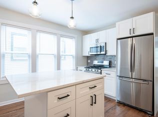 2630 W Medill Ave #1, Chicago, IL 60647