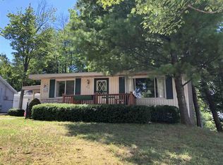 807 Houghton View Rd, Houghton Lake, MI 48629