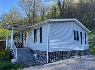 4900 & 4904 Jonquil Dr, Charleston, WV