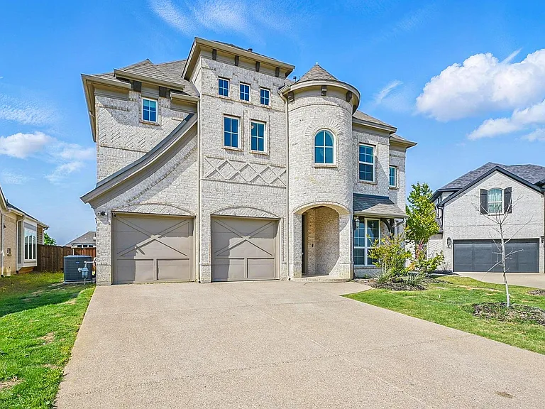 3010 Barefoot Ln — Photo 11