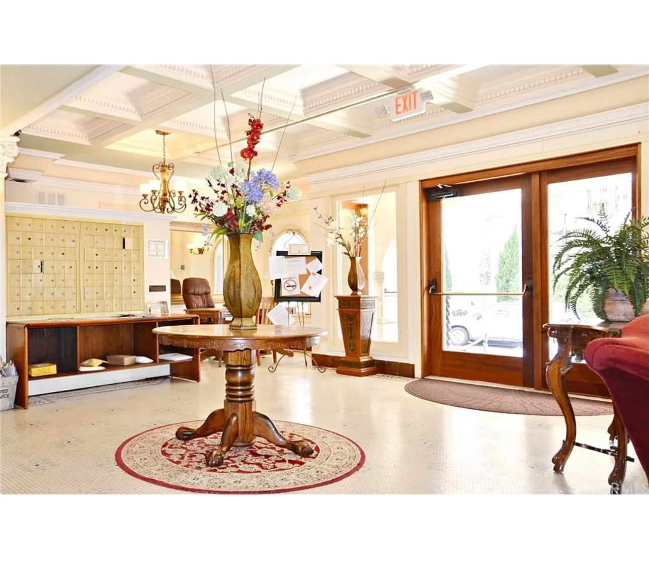 1 bed, 750 sqft, $2,300 — Photo 3