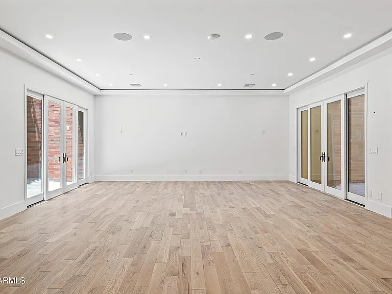 54 W Palm Ln #54 — Photo 46