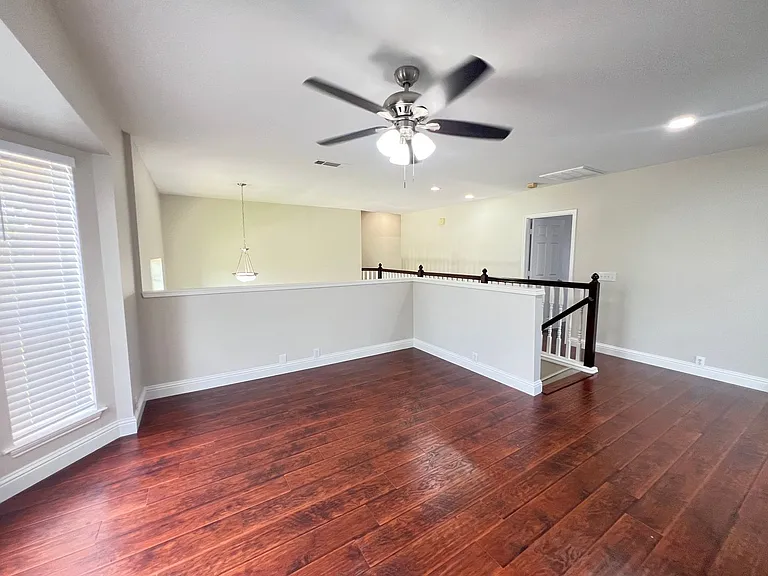 2505 Hunters Run Dr — Photo 19