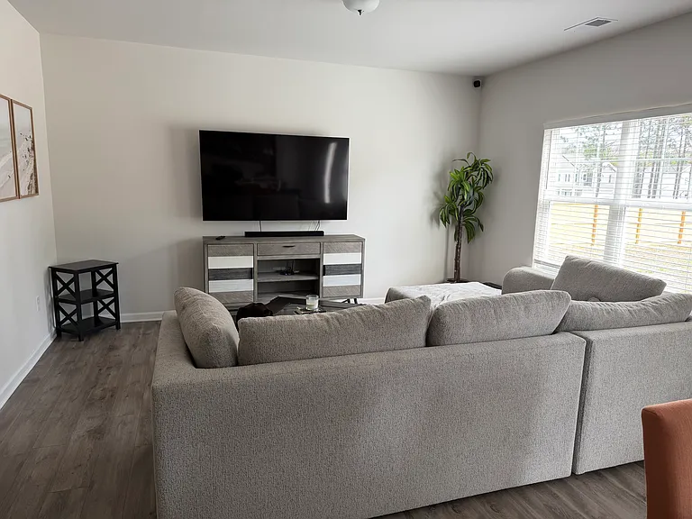 172 Knoll Way — Photo 7