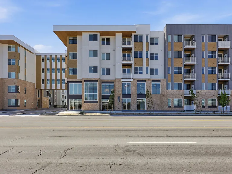 Pinyon Apartments — Photo 2
