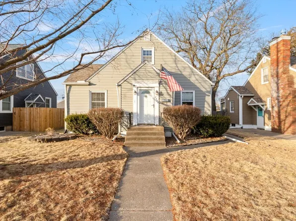 2334 Elm St, Davenport, IA 52803