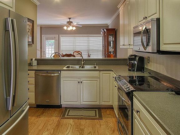 2nd image of 1118 Mulligan Way #44/1900