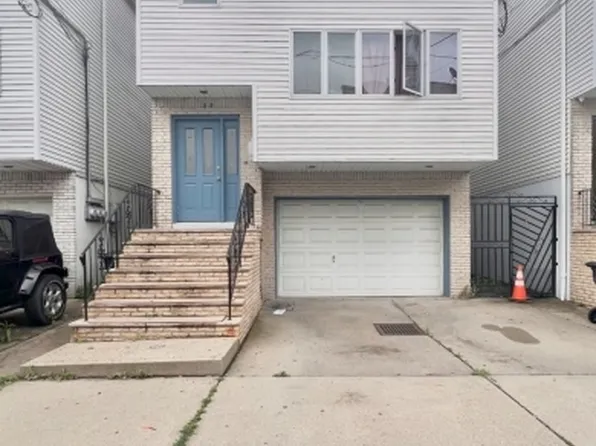 95 Oliver St, Newark City, NJ 07105