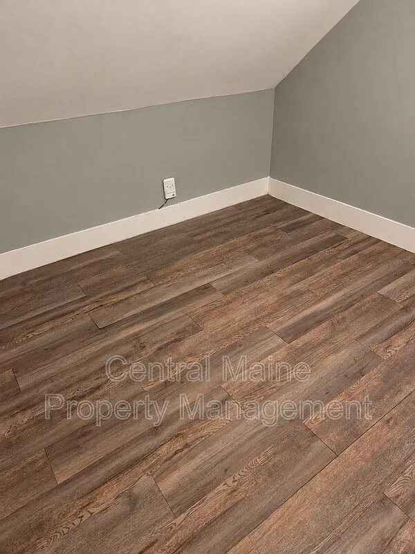 Studio, 1.0 bath, 144 sqft, $500 — Photo 2
