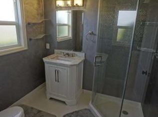 17325 Plummer St, Northridge, CA 91325